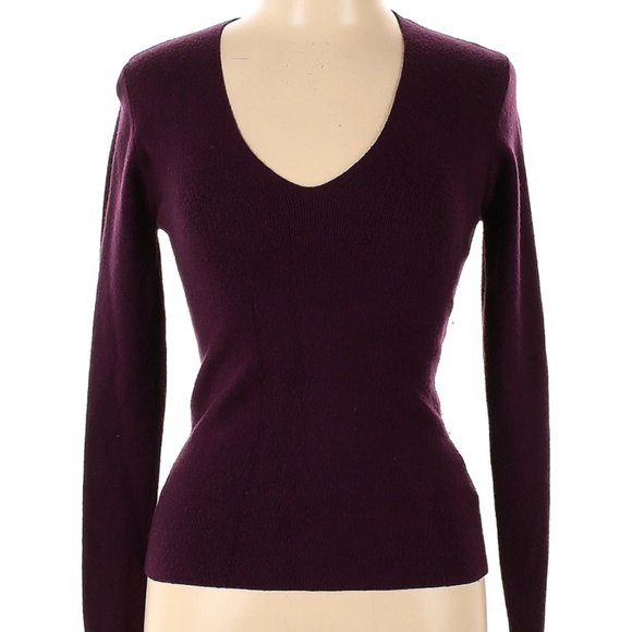 Express Eggplant Sweater in XS Fits like a M - Picture 1 of 4